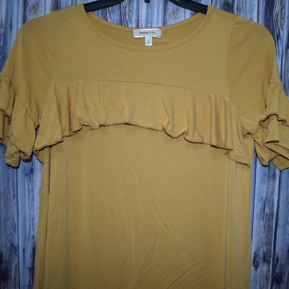 Hailey & Co. Mustard Yellow Ruffle Tee Top L Modal
